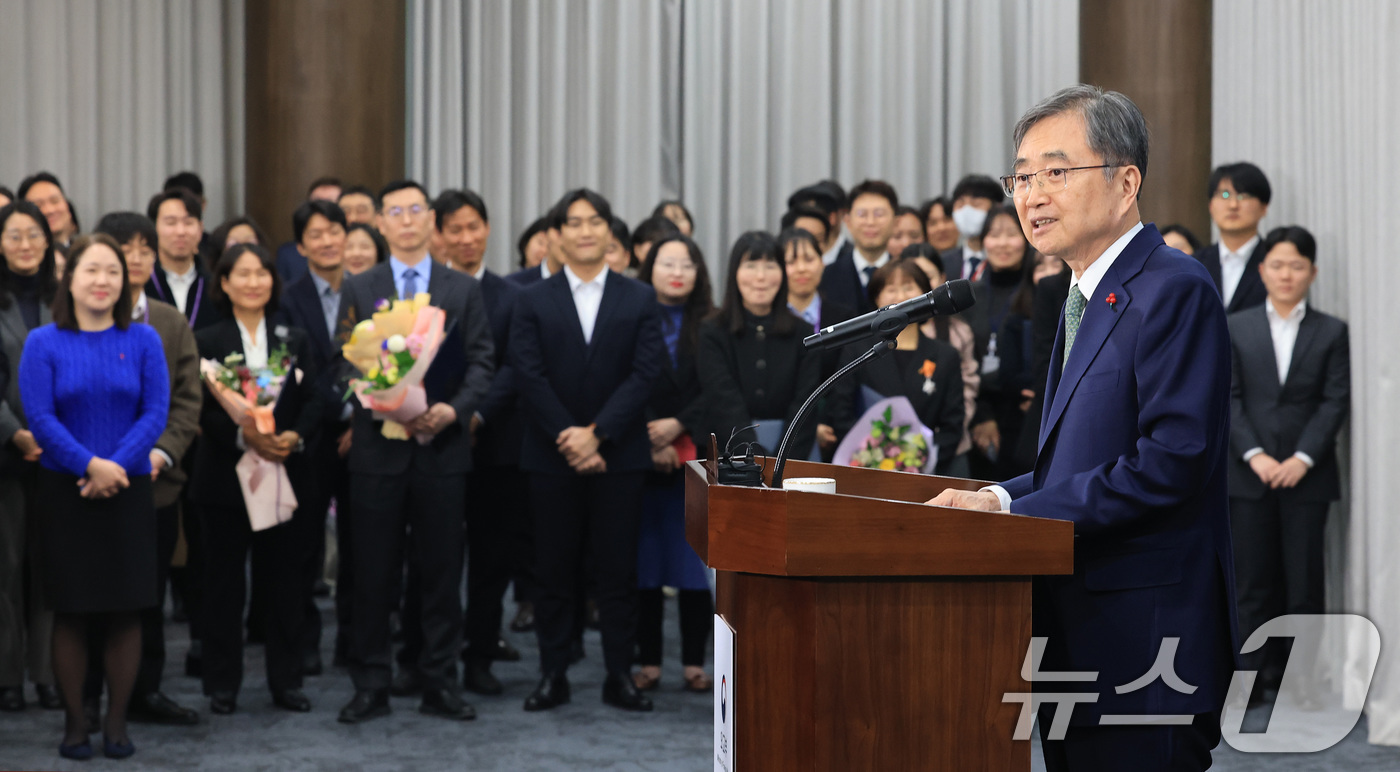 (서울=뉴스1) 임세영 기자 = 조현 외교부 장관이 2일 서울 종로구 외교부 청사에서 열린 2026년 외교부 시무식에서 신년사를 하고 있다. 2026.1.2/뉴스1