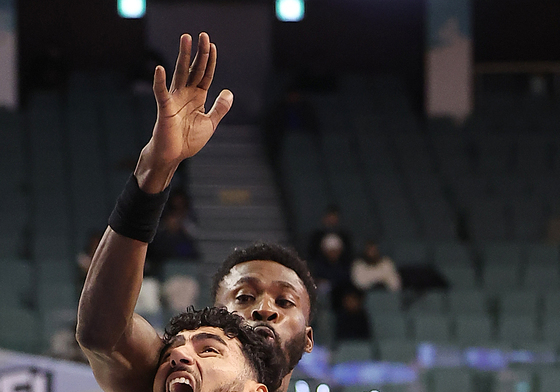 칸터, 내 앞을 막지 마!