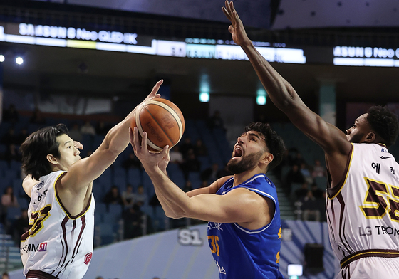 칸터, 종횡무진