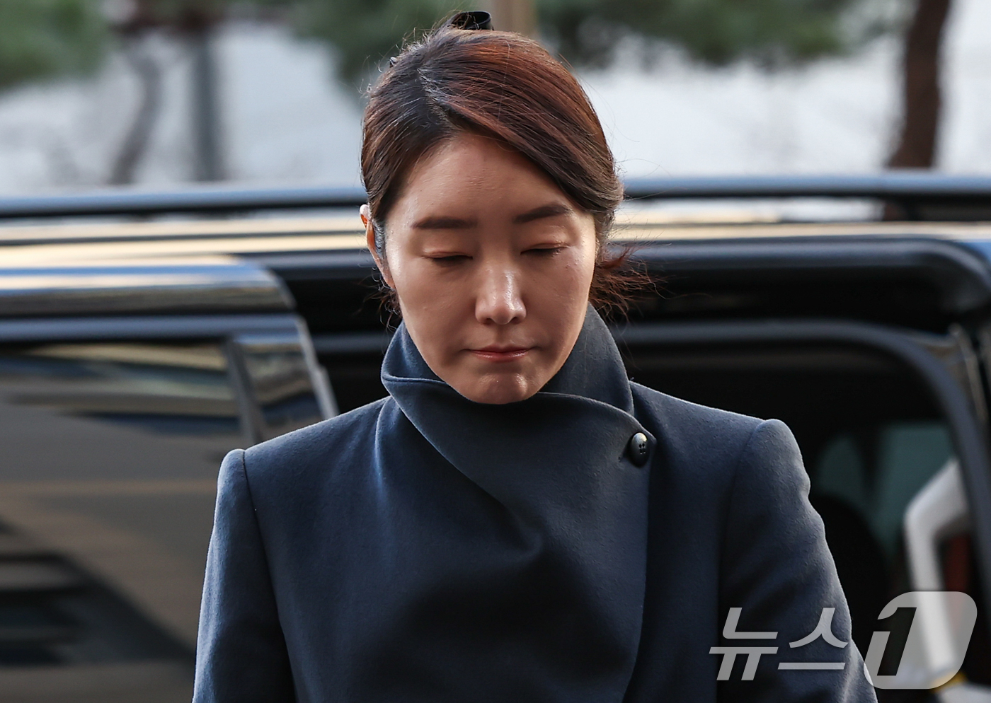 (서울=뉴스1) 김도우 기자 = 공천헌금 1억원을 수수한 혐의를 받는 강선우 무소속 의원이 20일 서울 마포구 서울경찰청 광역수사단 공공범죄수사대에 조사를 받기 위해 출석하고 있다 …