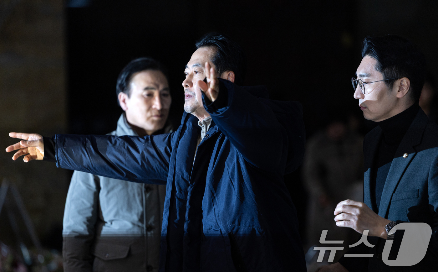 (서울=뉴스1) 이승배 기자 = 더불어민주당의 통일교 및 공천뇌물 특검 수용을 촉구하며 6일째 단식을 이어가고 있는 장동혁 국민의힘 대표가 20일 서울 여의도 국회 로텐더홀에서 외 …