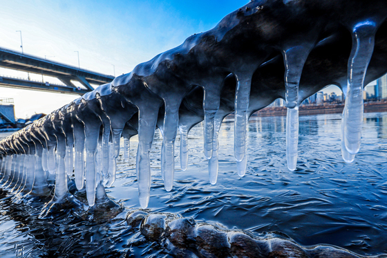 '냉장고 안보다 더 춥다' 최강한파 찾아온 서울