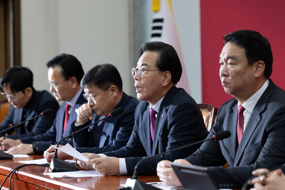 송언석 원내대표 "우상호, 野대표 단식 나몰라라 출마 사표 정상 아냐"