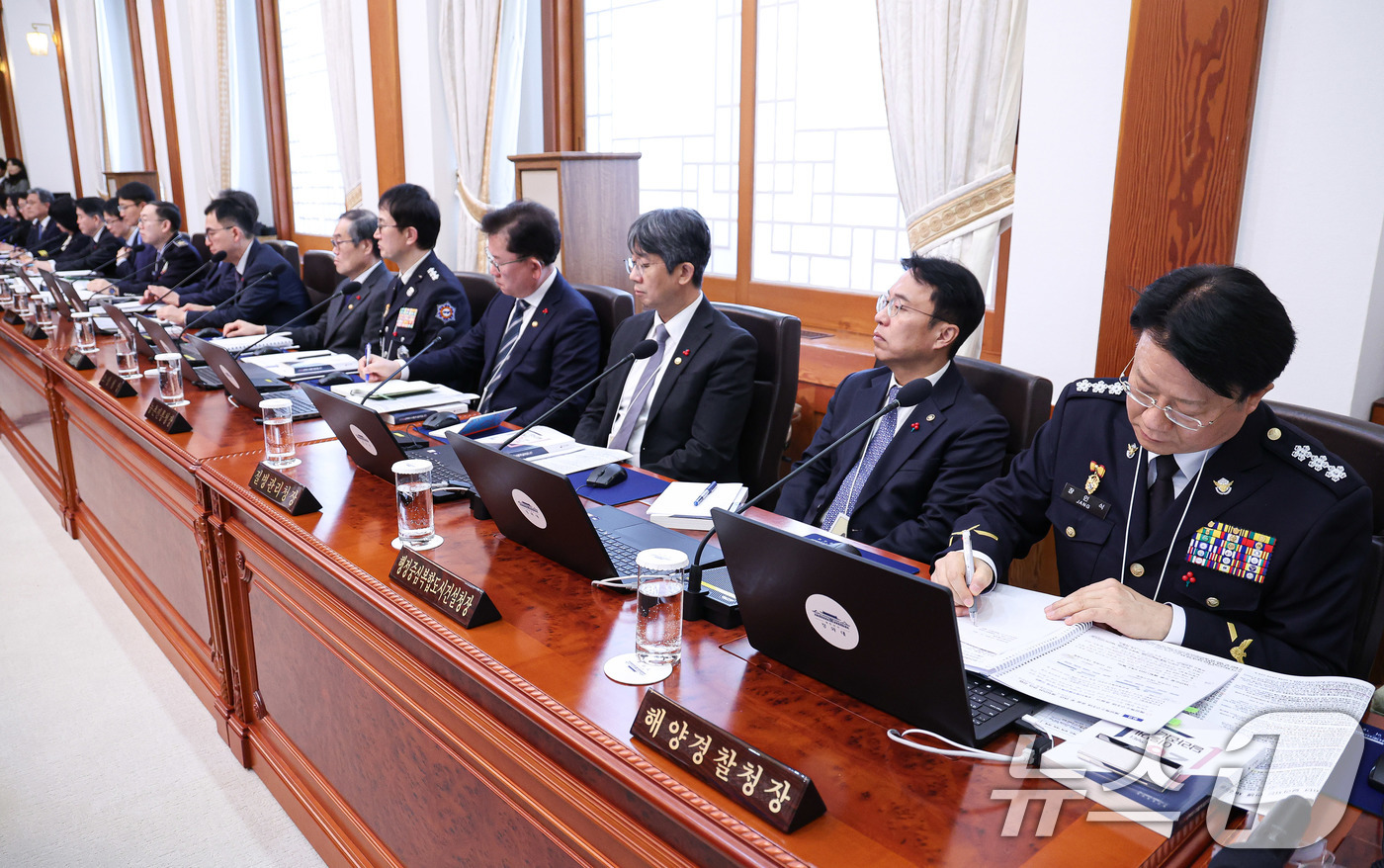 (서울=뉴스1) 허경 기자 = 20일 청와대에서 열린 국무회의에 산하 청 관계자들이 참석해 있다. 2026.1.20/뉴스1