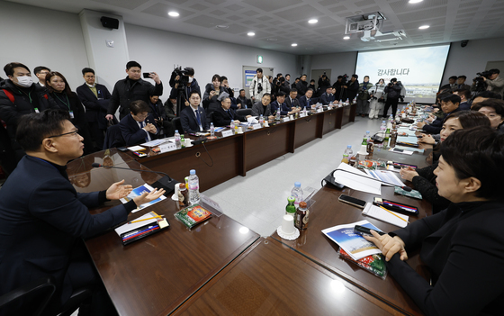 발언하는 이양수 국조특위  위원장