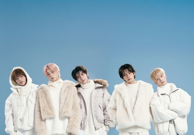 파우, 퍼 스타일로 겨울 무드…신보 콘셉트 사진 공개