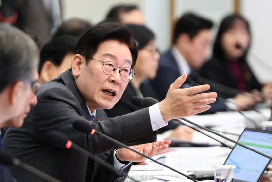 李대통령 "앞으로 추경 기회 있을 텐데 '문화·예술 예산' 잘 검토하라"