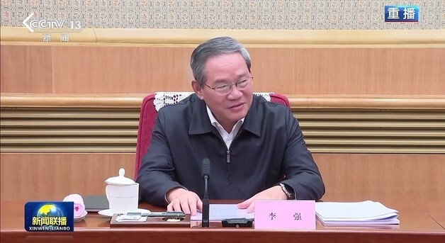 中총리, 5개년 계획 간담회…작년 '딥시크' 그자리 앉은 기업인은