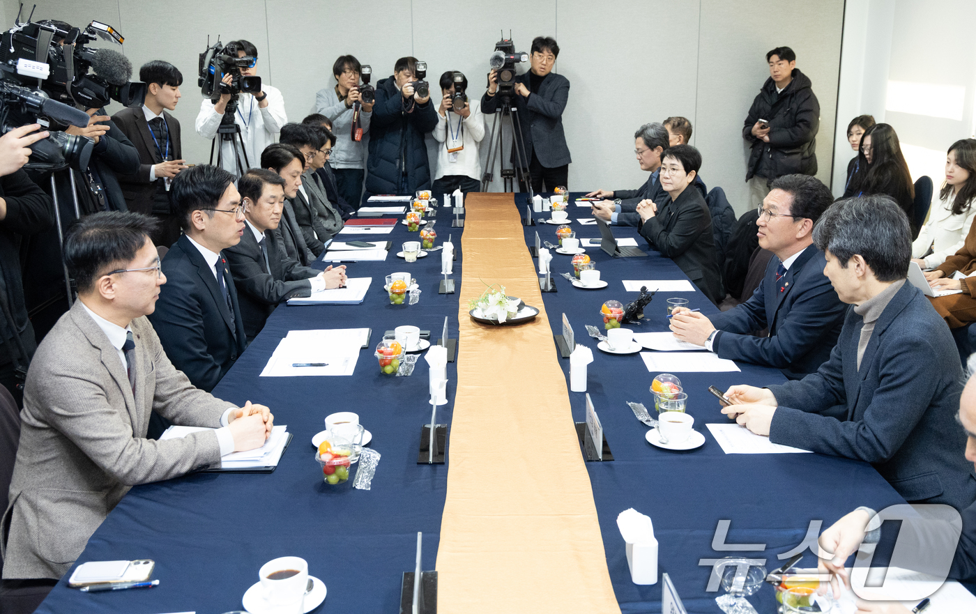 (서울=뉴스1) 이승배 기자 = 김민재 행정안전부 차관이 20일 서울 여의도 국회에서 열린 행정통합 관련 행정안전부 보고에서 발언하고 있다. 2026.1.20/뉴스1