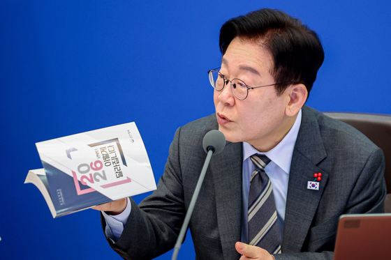 李대통령 "효창공원 국립화…임정 청사 中과 보존협약 해야"(종합)