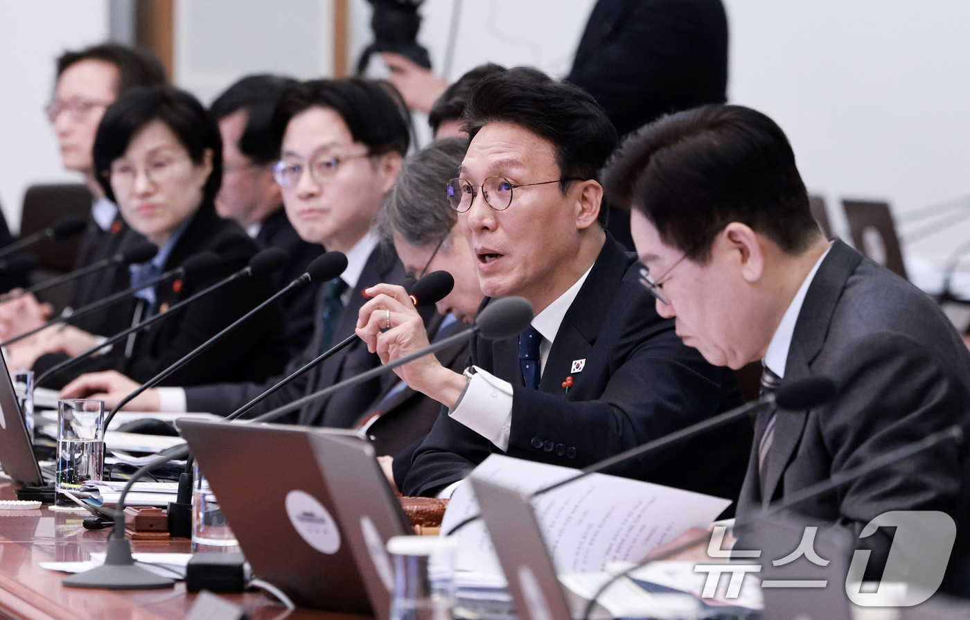 (서울=뉴스1) 허경 기자 = 김민석 국무총리가 20일 청와대에서 열린 국무회의에서 발언하고 있다. 2026.1.20/뉴스1