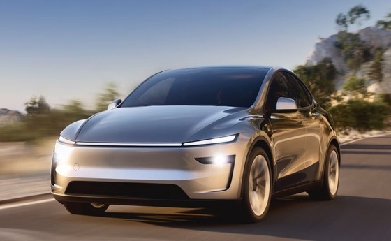 전기차 판매 50% 폭증 '캐즘' 극복…중국산 공세에 국산차 점유율 하락