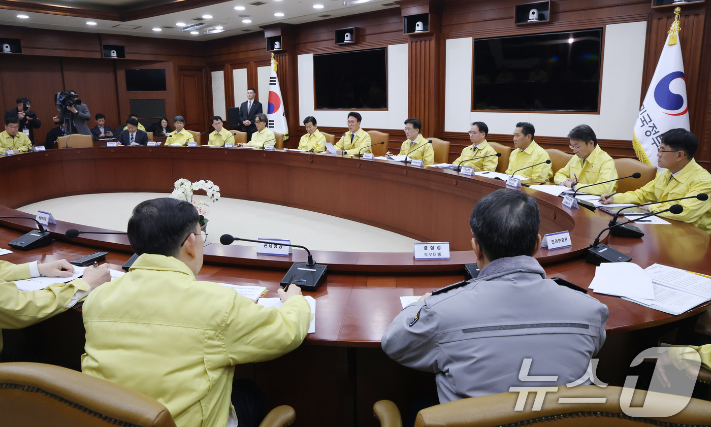 (서울=뉴스1) 임세영 기자 = 김민석 국무총리가 20일 서울 종로구 정부서울청사에서 열린 제22차 국가테러대책위원회의에서 모두발언을 하고 있다. 2026.1.20/뉴스1