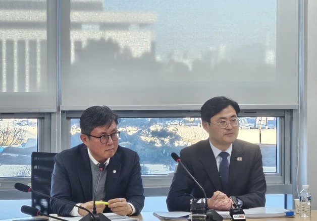 가상자산거래소 대주주 지분 제한, 디지털자산 기본법 '여당 안'서 빠진다