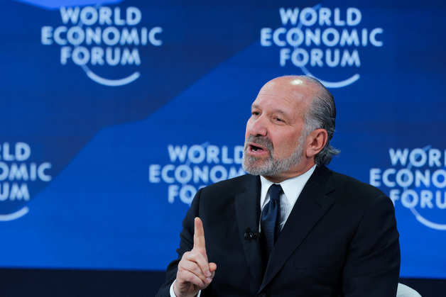 美상무장관 "EU, '트럼프 관세' 보복하면 우리도 맞대응"