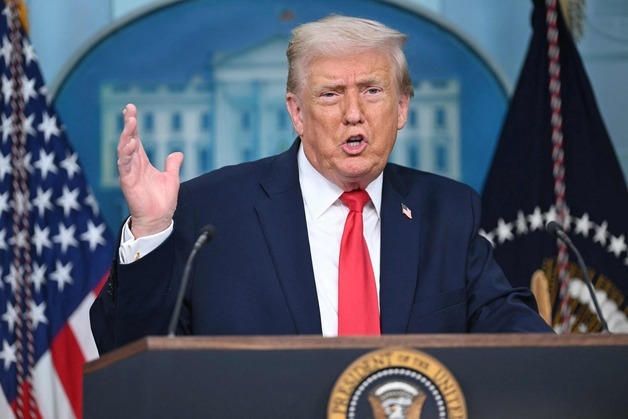 트럼프 "관세 최종심 져도 '라이선스' 등 대안 있어…그린란드 잘 풀릴 것"