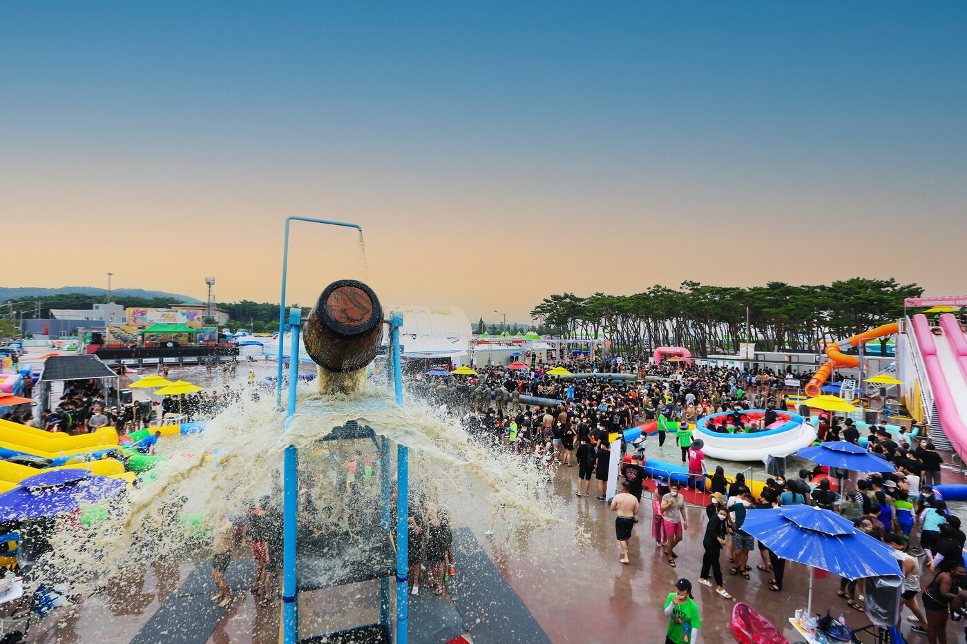 본문 이미지 - '2022 보령해양머드박람회' 행사장 전경.(보령시 제공. 재판매 및 DB금지)/뉴스1