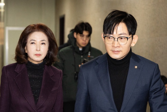 송언석 원내대표와 초선 비례대표 의원 회동 참석하는 박충권·김민전 의원