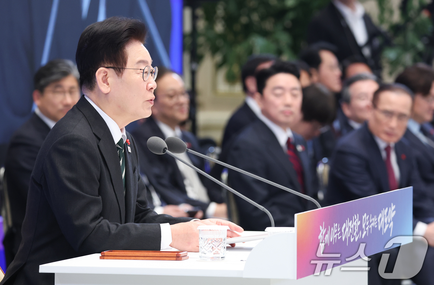 (서울=뉴스1) 이재명 기자 = 이재명 대통령이 21일 청와대 영빈관에서 열린 신년 기자회견에서 발언을 하고 있다. 2026.1.21/뉴스1