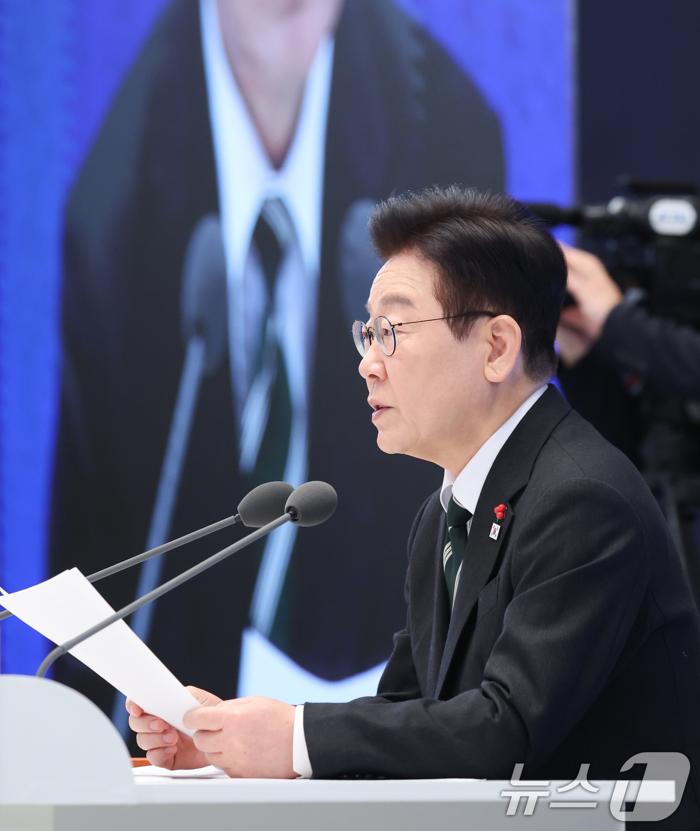 (서울=뉴스1) 이재명 기자 = 이재명 대통령이 21일 청와대 영빈관에서 열린 신년 기자회견에서 발언을 하고 있다. 2026.1.21/뉴스1