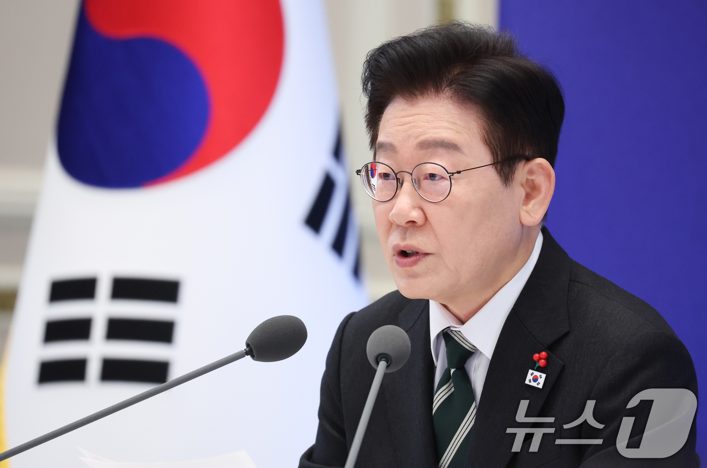 (서울=뉴스1) 이재명 기자 = 이재명 대통령이 21일 청와대 영빈관에서 열린 신년 기자회견에서 발언을 하고 있다. 2026.1.21/뉴스1