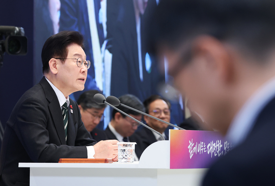 답변하는 이재명 대통령