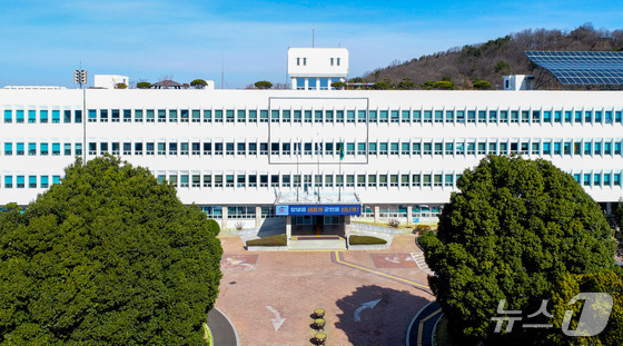창녕군, 올해 축산 악취 개선 등 10개 사업 추진