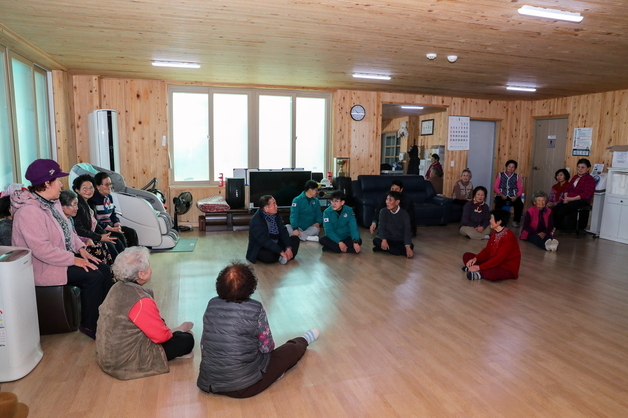 당진시, 한파 대비 쉼터 367곳 전수 점검…어르신 안부 확인