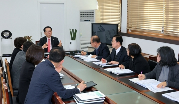 괴산군 "민선 8기 공약 77건 중 36건 완료…17건 이행 중"