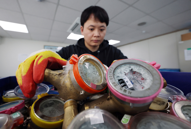 서울 곳곳서 수도계량기 동파 잇따라