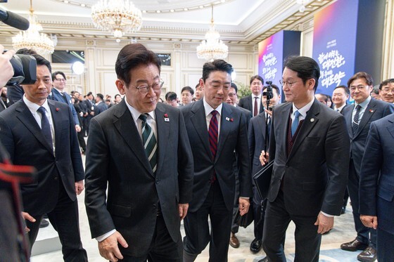 신년 기자회견 마친 이재명 대통령