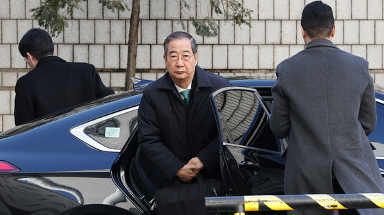 법원 도착한 한덕수