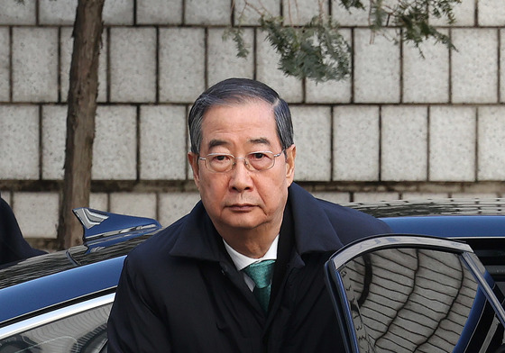 법원 도착한 한덕수