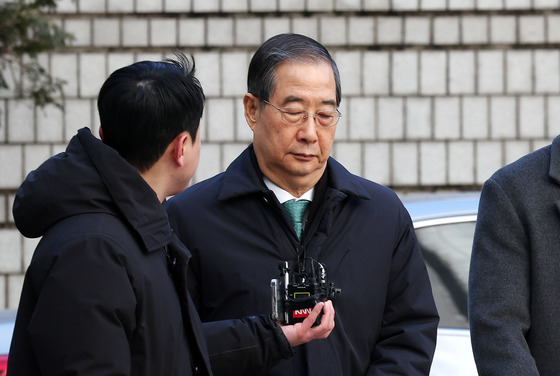 [뉴스1 PICK]내란 혐의 1심 선고 앞둔 한덕수…'묵묵부답'