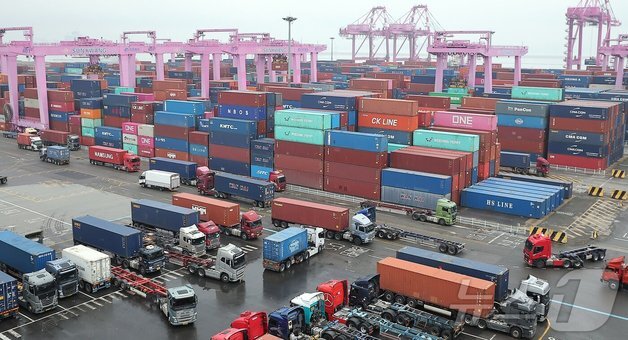 올해 인천항 물동량…"컨테이너 357만TEU 전망"