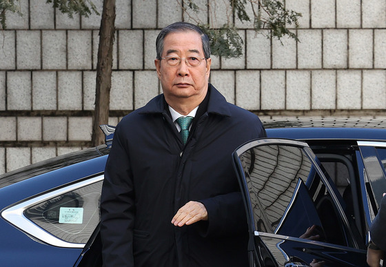 '내란중요임무종사' 한덕수 1심 징역 23년…"책무 저버리고 가담"(상보)