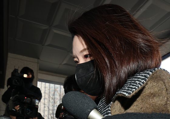 '김병기 최측근' 이지희 동작구의원 경찰 출석