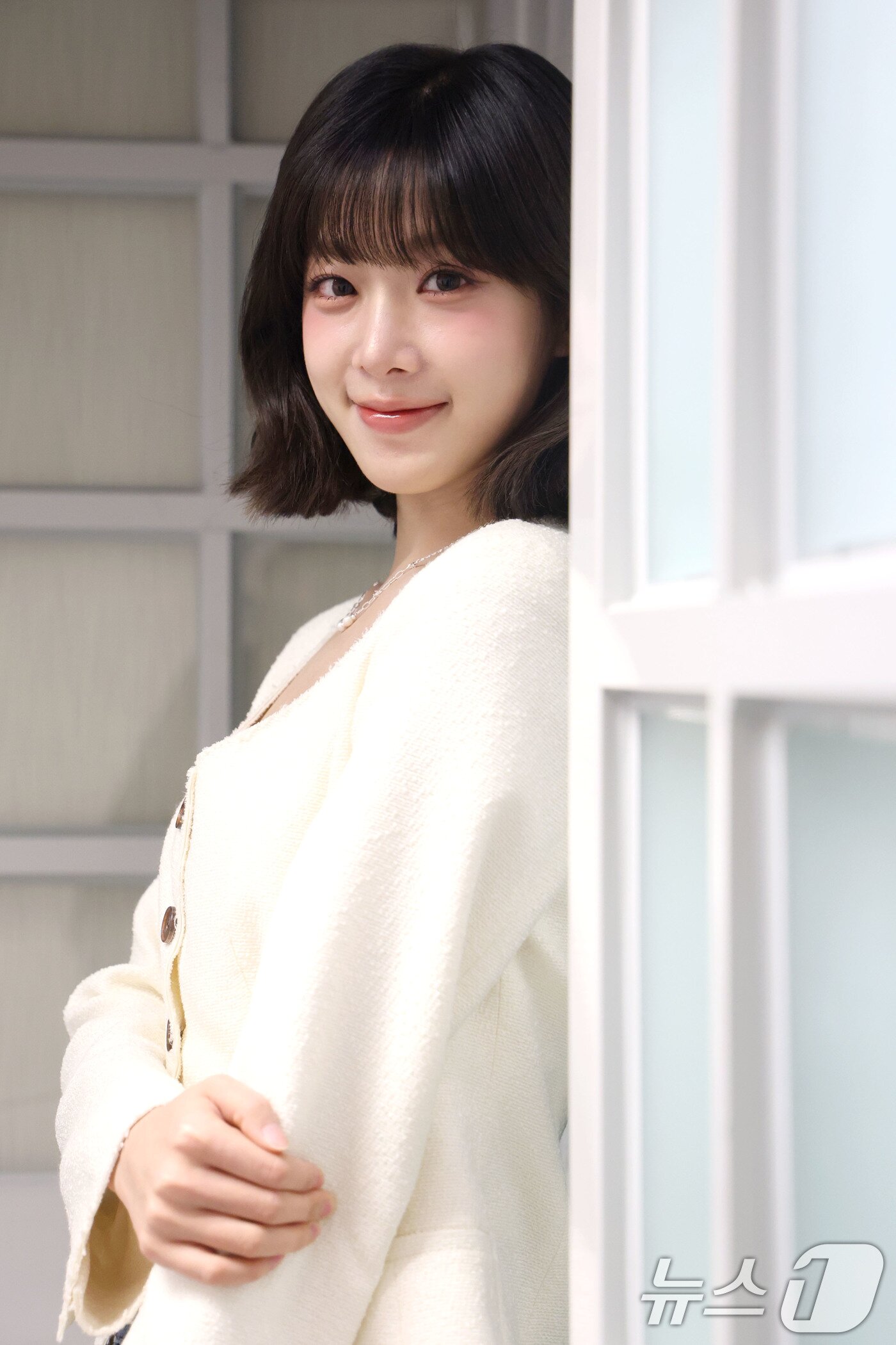 본문 이미지 - 그룹 트리플에스(tripleS)의 니엔이 21일 서울 종로구 뉴스1에서 가진 인터뷰에 앞서 포즈를 취하고 있다. 2026.1.21/뉴스1 ⓒ News1 이광호 기자