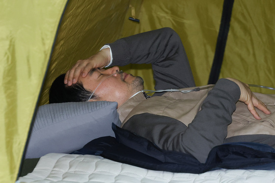 단식에 지쳐가는 장동혁 대표