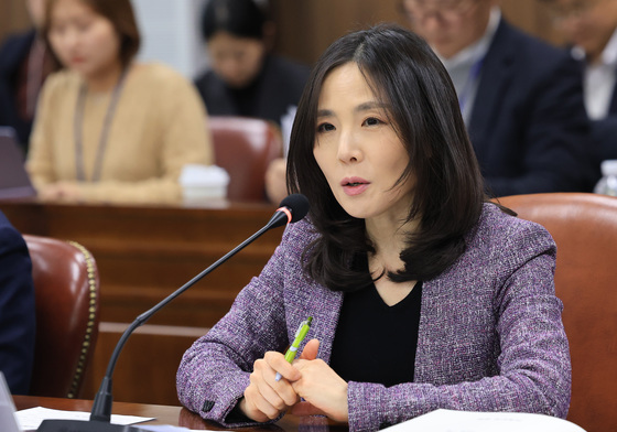 모두발언하는 김진아 외교부 2차관