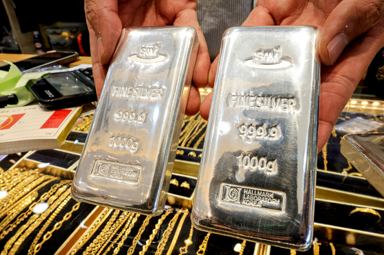 온스당 90달러 돌파한 '은값'