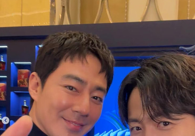 미남 옆 미남…손종원, 조인성과 훈훈한 투샷 "부끄럽게 셀카 요청"