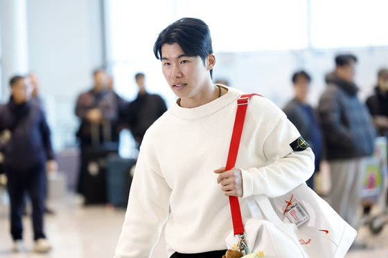 공항 도착한 김혜성