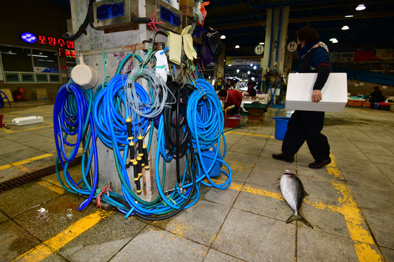 아무리 추워도 장사는 해야지요