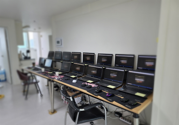 '판돈 2조' 도박 조직원 23명 검거…조폭·전 국가대표도 가담