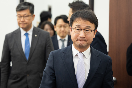 '트럼프 관세' 與 "국회비준 사항 아냐"…野 "李정부 총체적 불신"