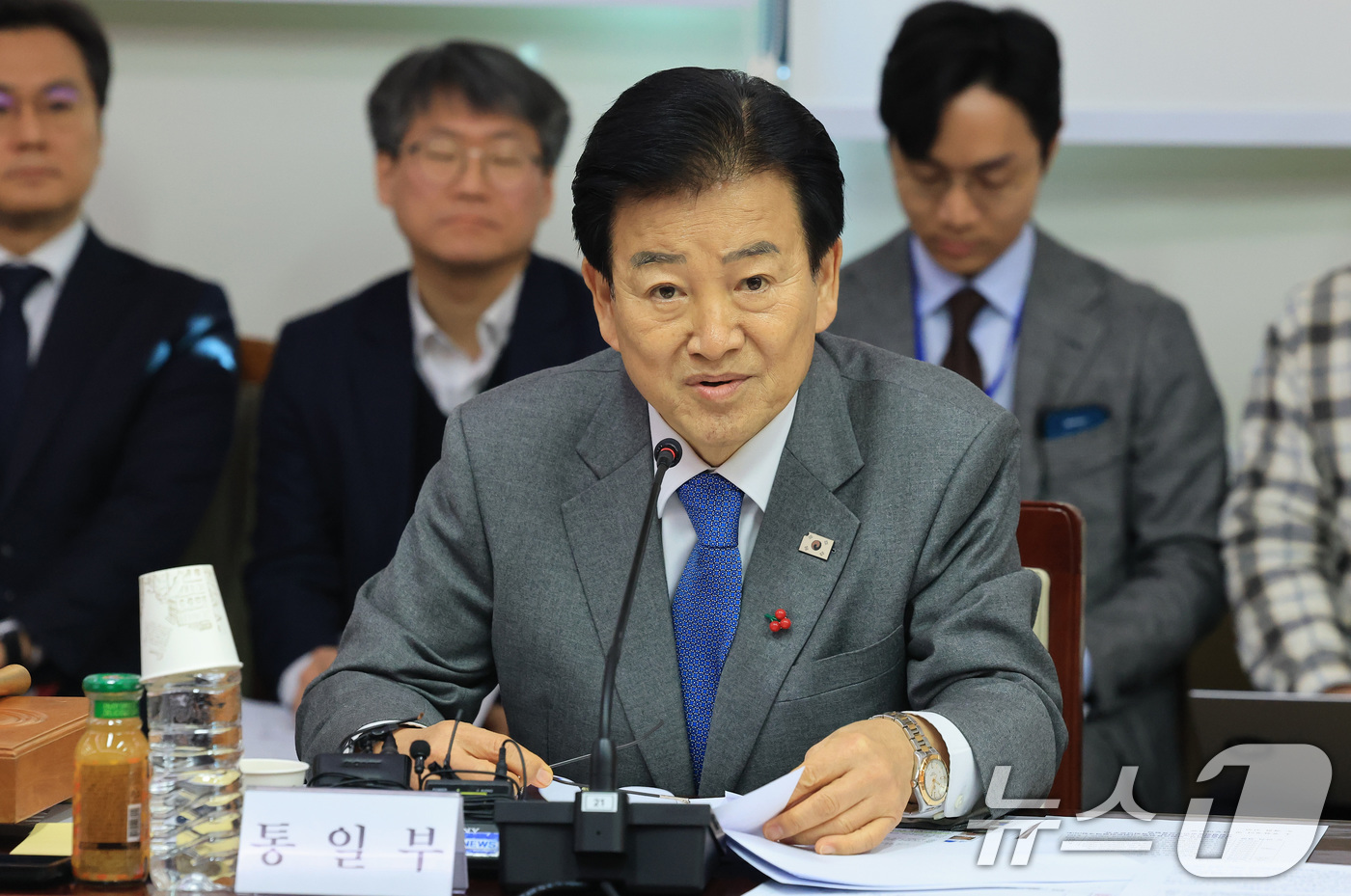 (서울=뉴스1) 임세영 기자 = 정동영 통일부 장관이 22일 서울 종로구 정부서울청사에서 열린 제340차 남북교류협력추진협의회 회의에서 모두발언을 하고 있다. 2026.1.22/뉴 …