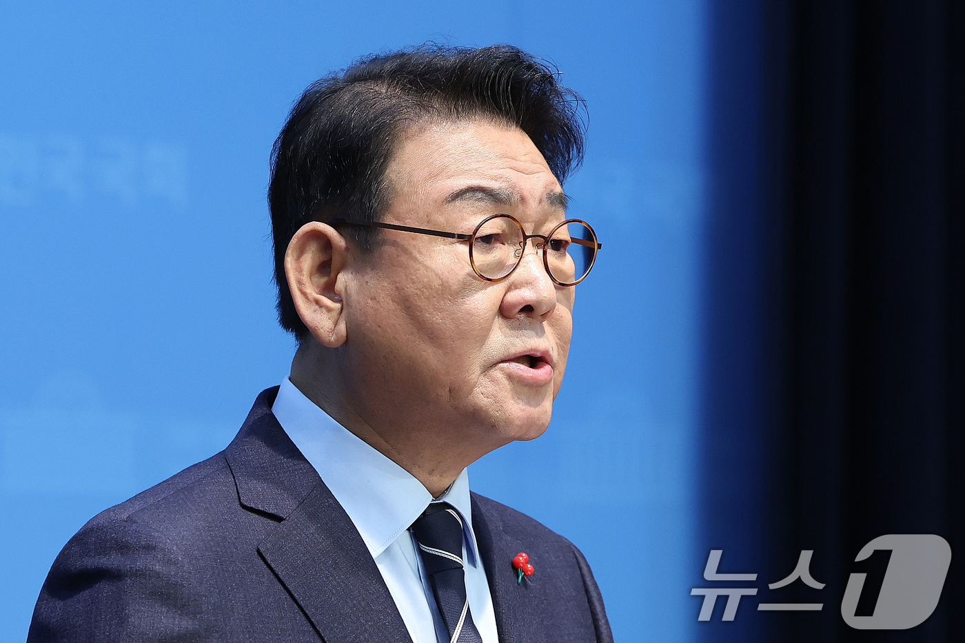 (서울=뉴스1) 신웅수 기자 = 김교흥 더불어민주당 의원이 22일 서울 여의도 국회 소통관에서 인천시장 출마 선언을 하고 있다. 2026.1.22/뉴스1