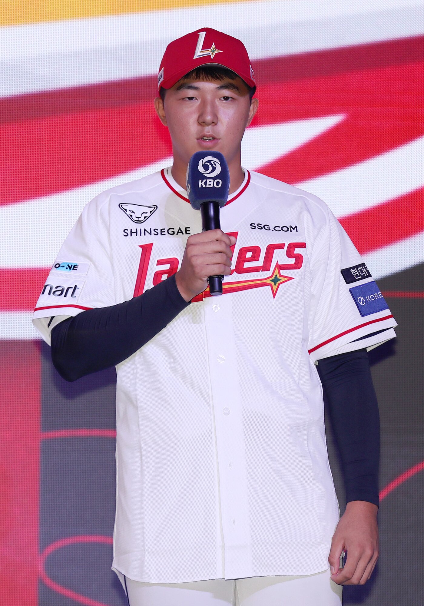 본문 이미지 - 전체 5순위로 SSG 랜더스의 지명을 받았던 김민준. (SSG 제공)