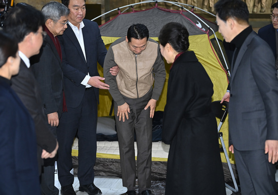 유영하 "대구시장 노리고 박근혜를 장동혁 단식장에? 음모론"
